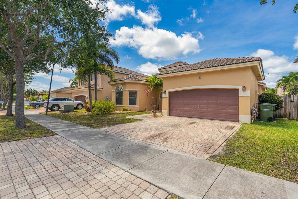 Homestead, FL 33035,2015 SE 18th Ct