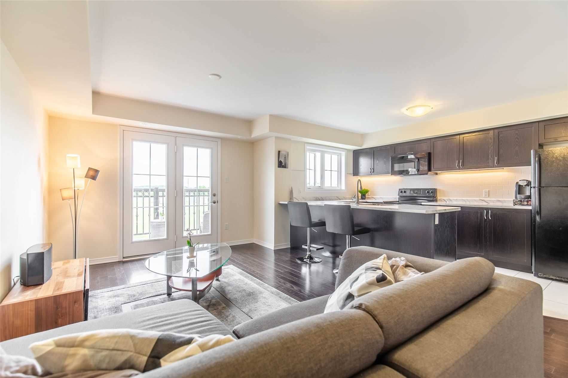 Oakville, ON L6M 0S3,2441 Greenwich DR #48