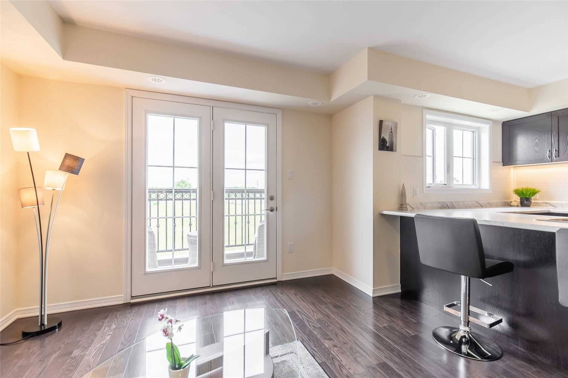 Oakville, ON L6M 0S3,2441 Greenwich DR #48