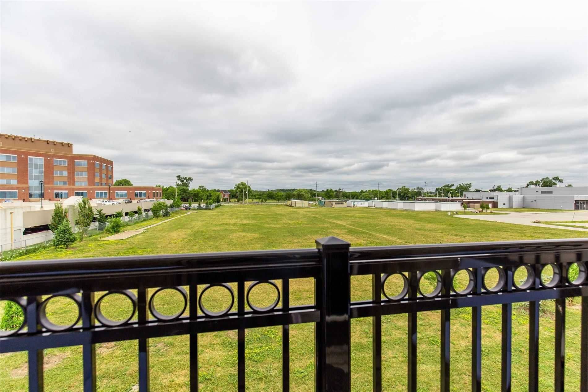 Oakville, ON L6M 0S3,2441 Greenwich DR #48