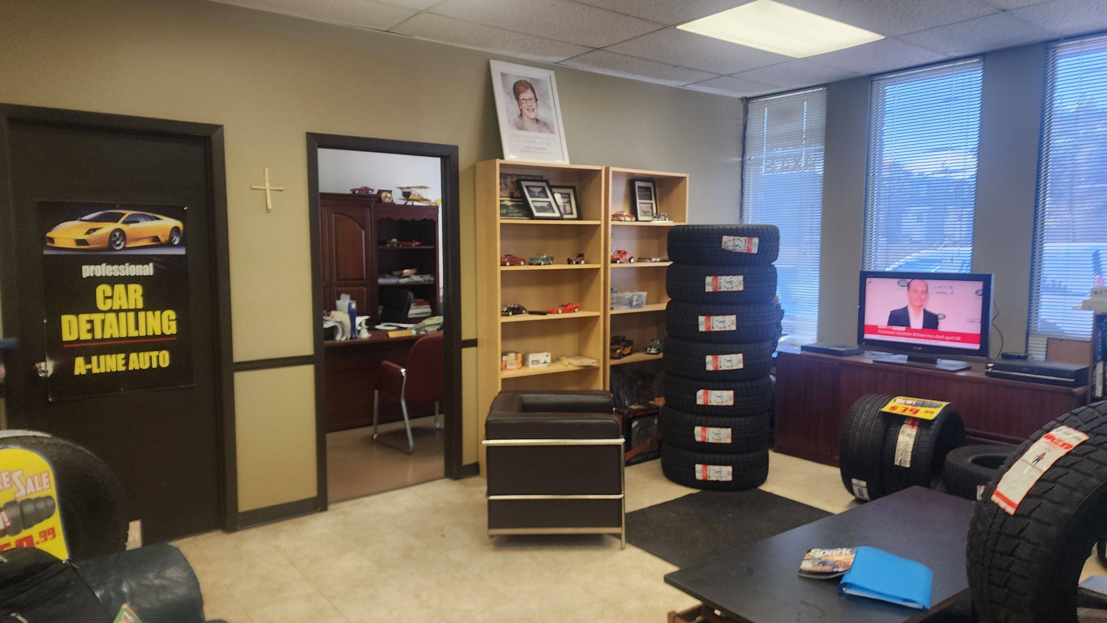 Mississauga, ON L5C 1V8,3191 Wolfedale RD