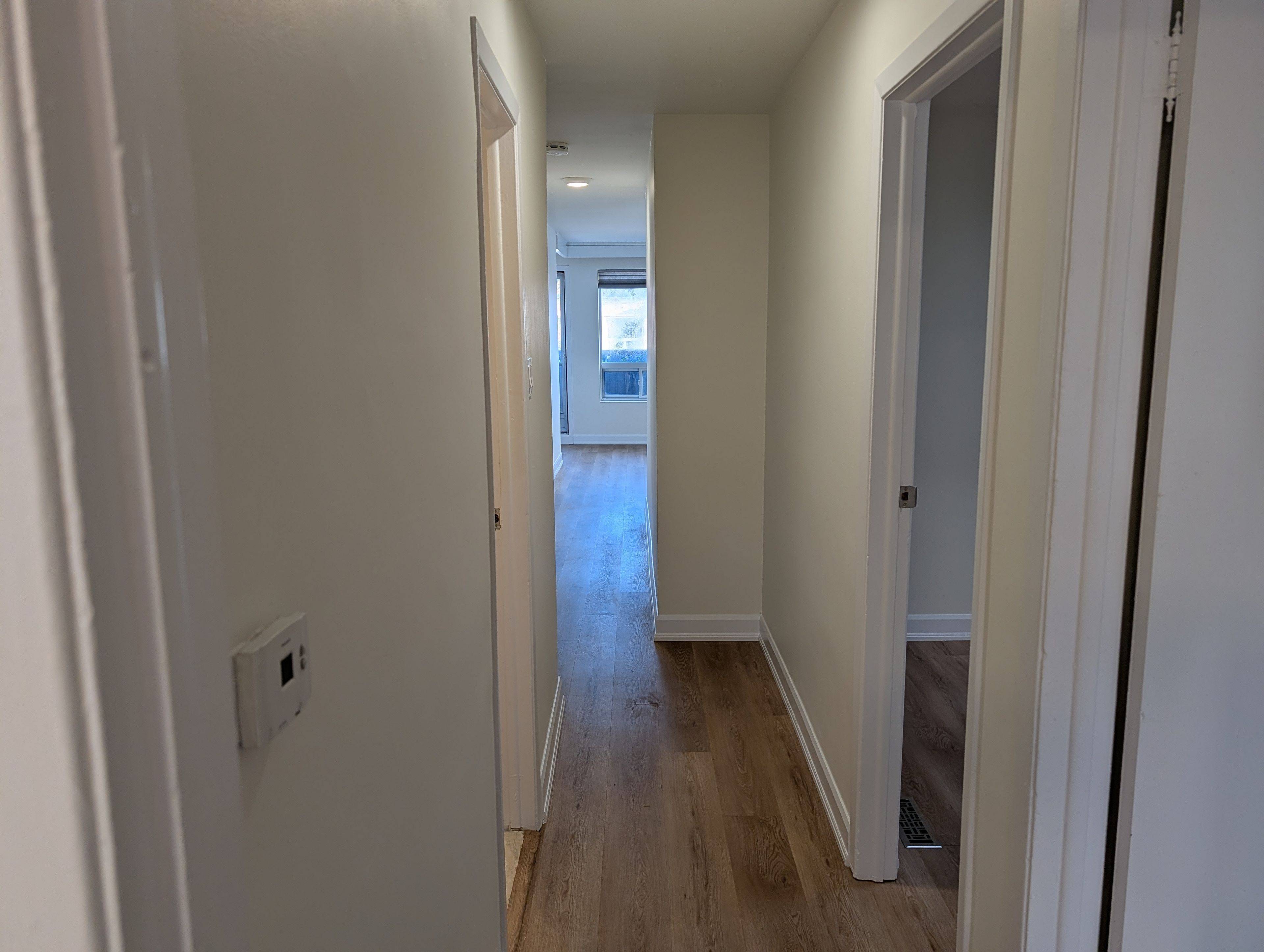 Mississauga, ON L5G 1H2,286 Lakeshore RD E #C