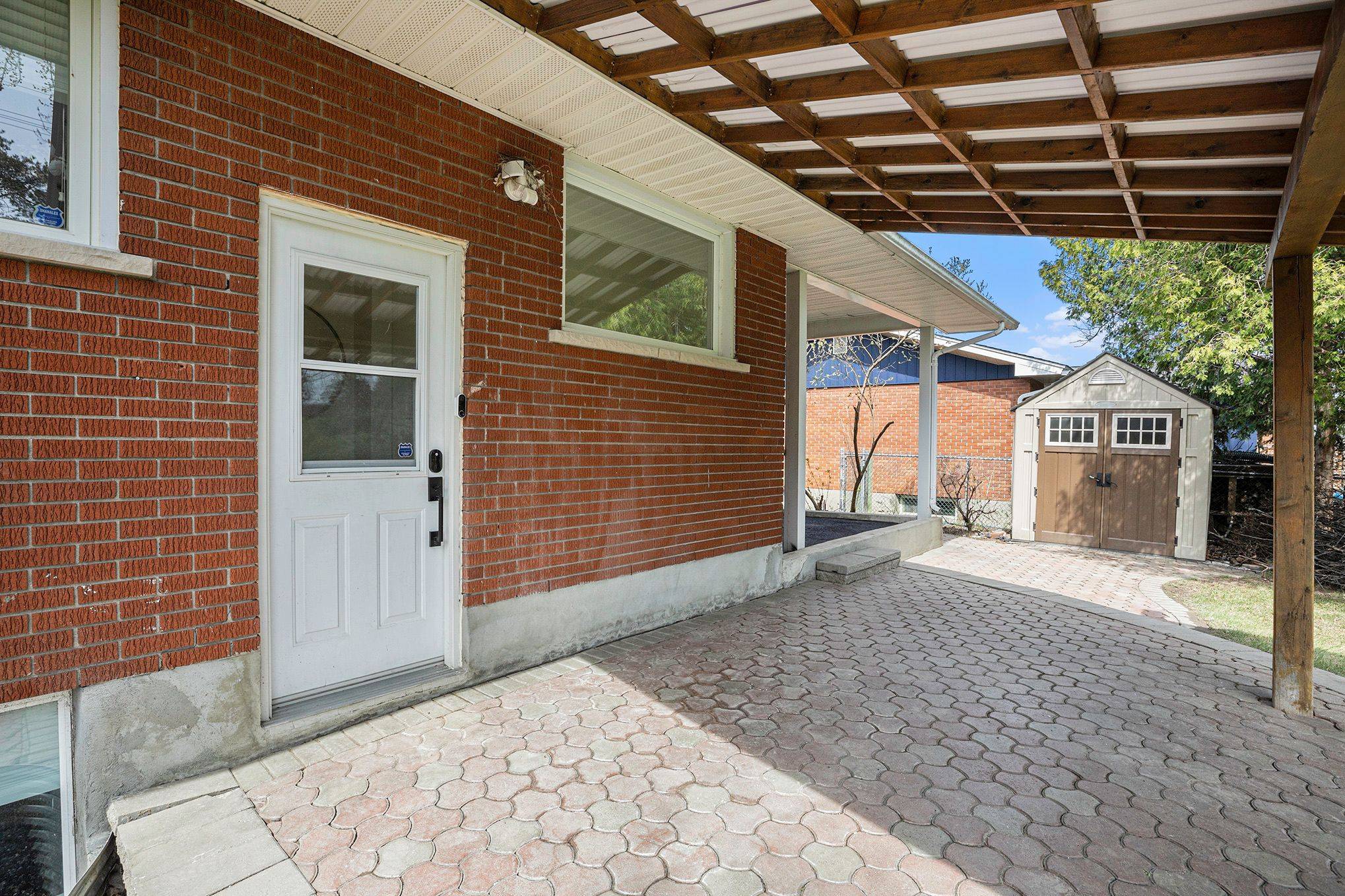 South Of Baseline To Knoxdale, ON K2G 3L4,19 Sherry LN #B