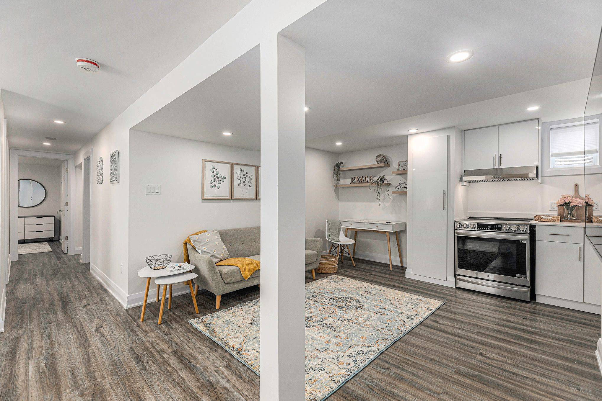 South Of Baseline To Knoxdale, ON K2G 3L4,19 Sherry LN #B