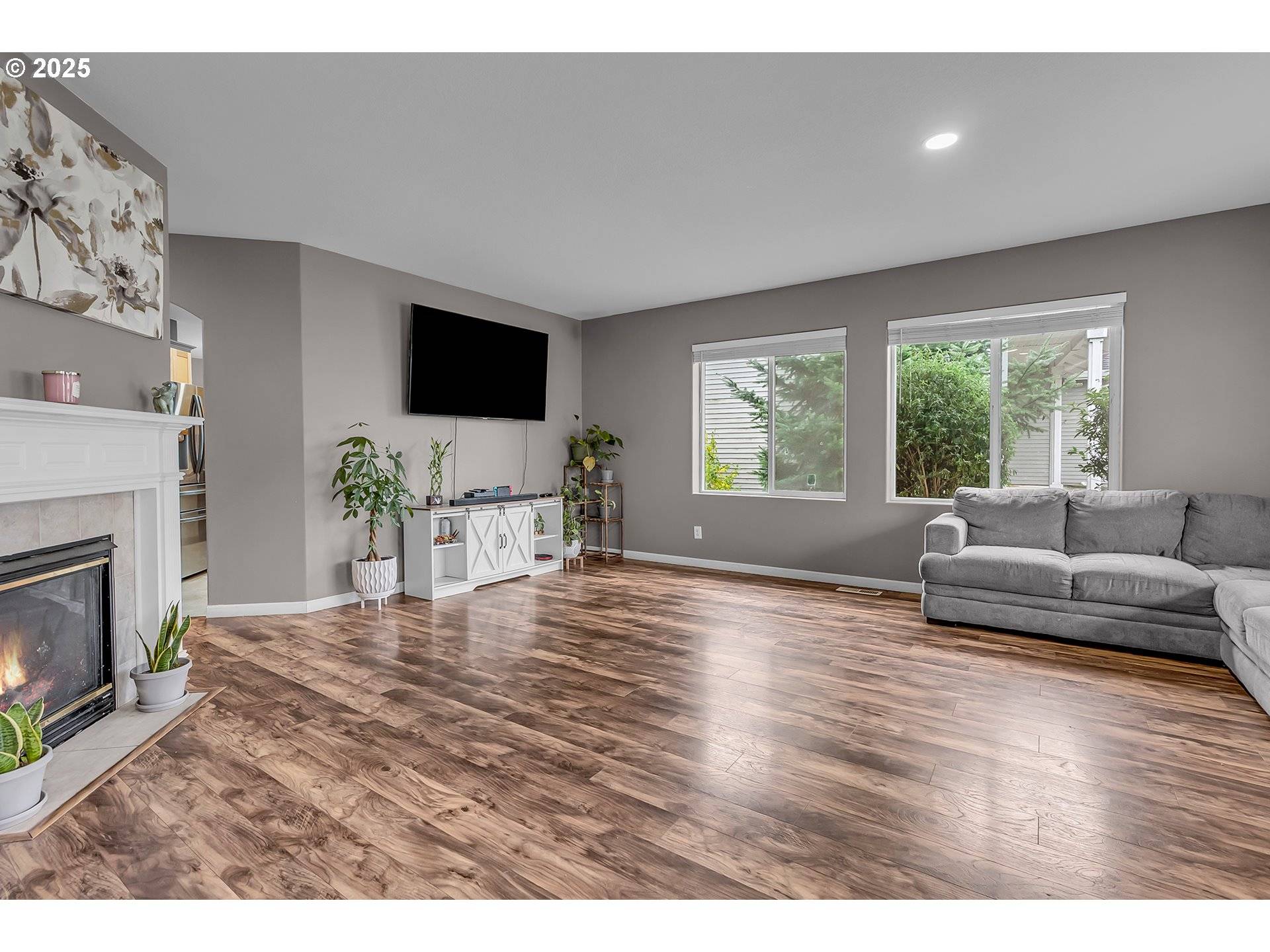 St Helens, OR 97051,35419 HELENS WAY