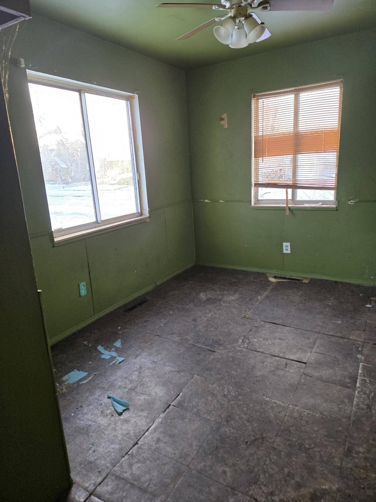 Flint, MI 48504,3022 Seneca ST