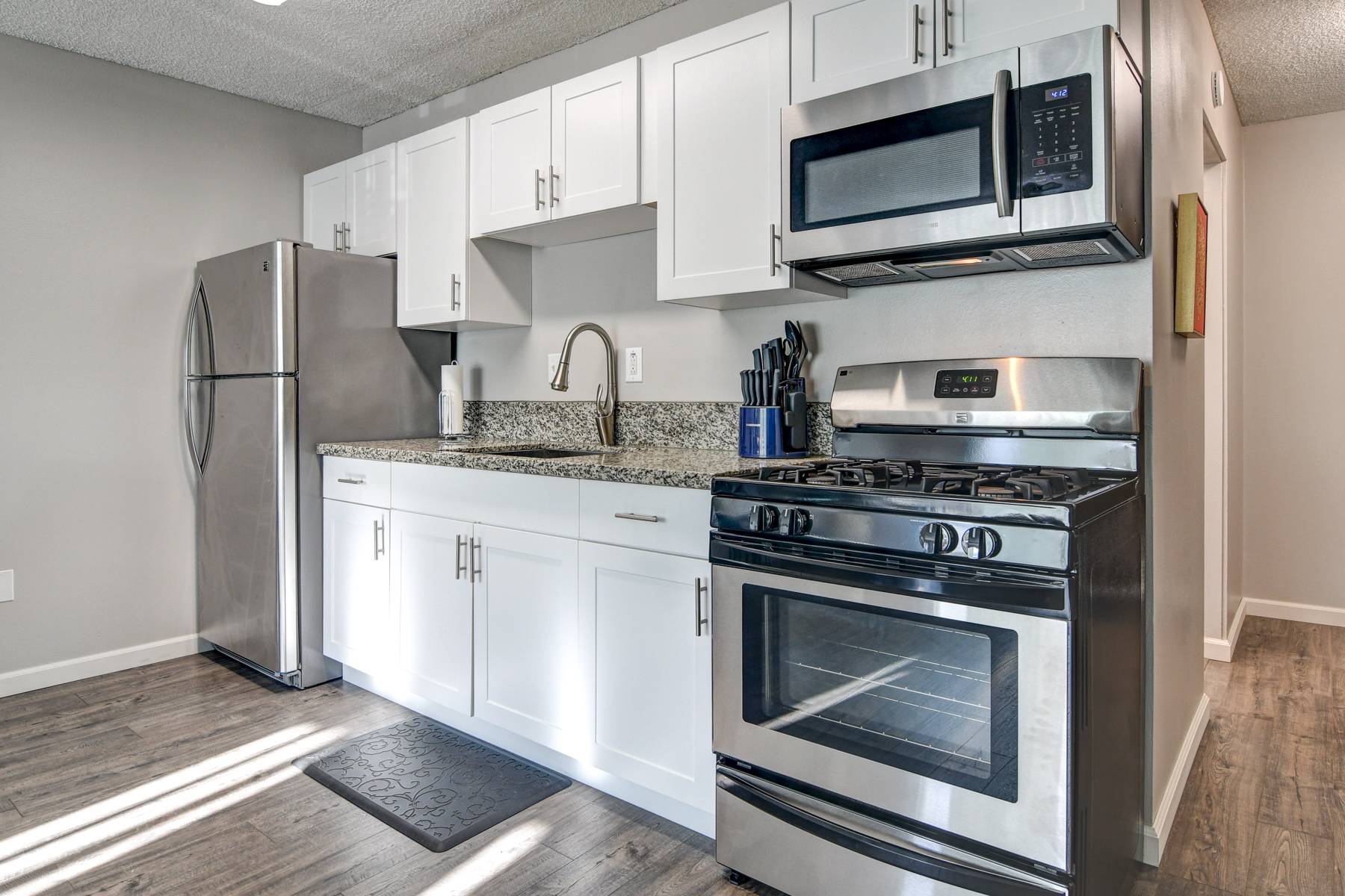 Hilo, HI 96720,355 KALANIANAOLE ST #225