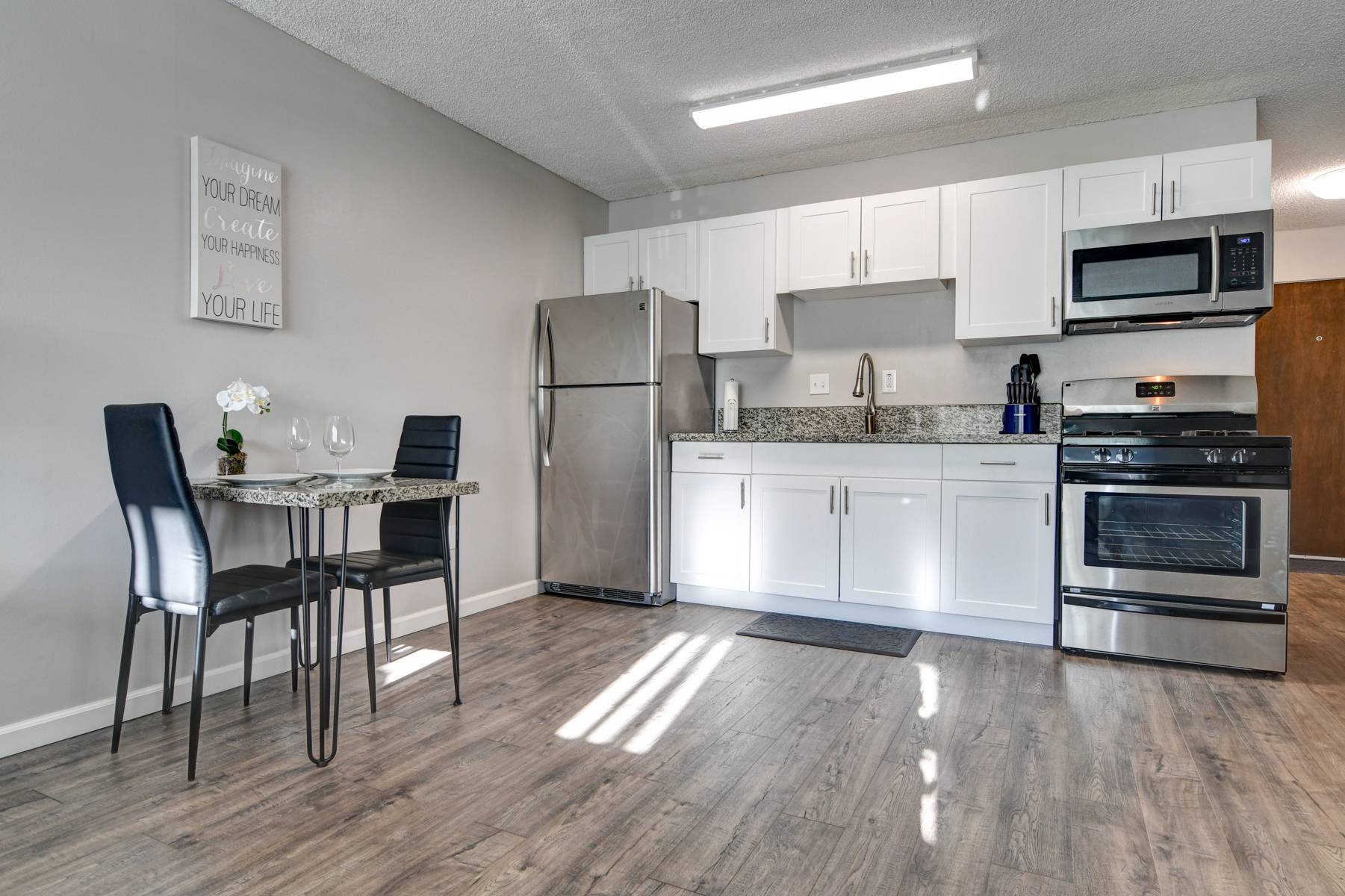 Hilo, HI 96720,355 KALANIANAOLE ST #225