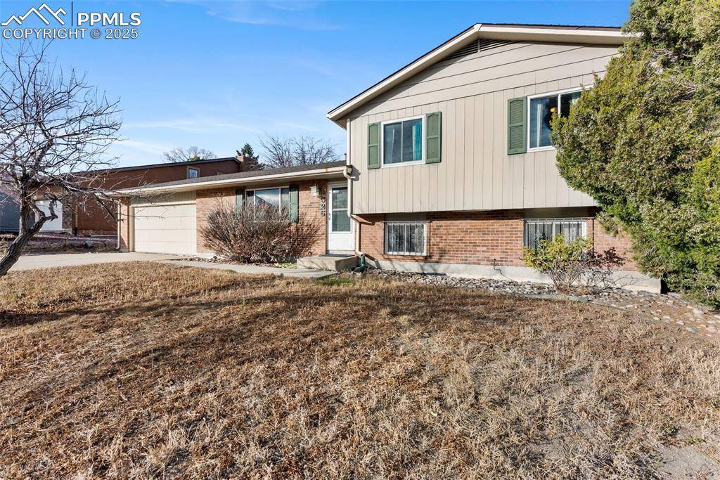 Colorado Springs, CO 80906,326 Catalina DR