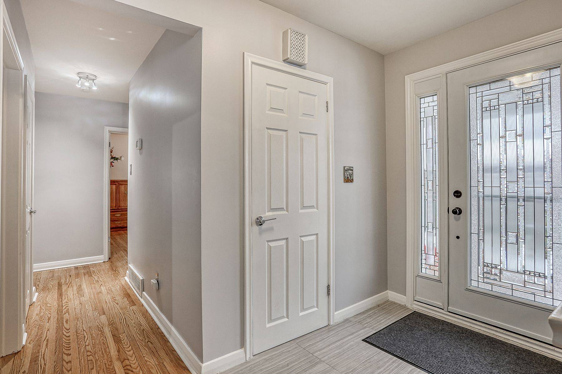 Toronto E04, ON M1K 2W3,7 Chopin AVE