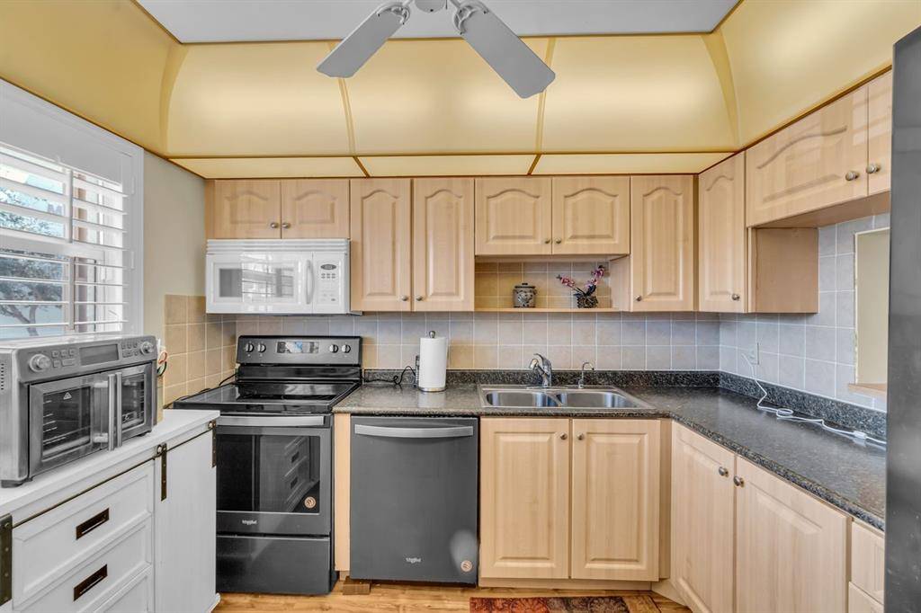 Margate, FL 33063,6890 Royal Palm Blvd #203H