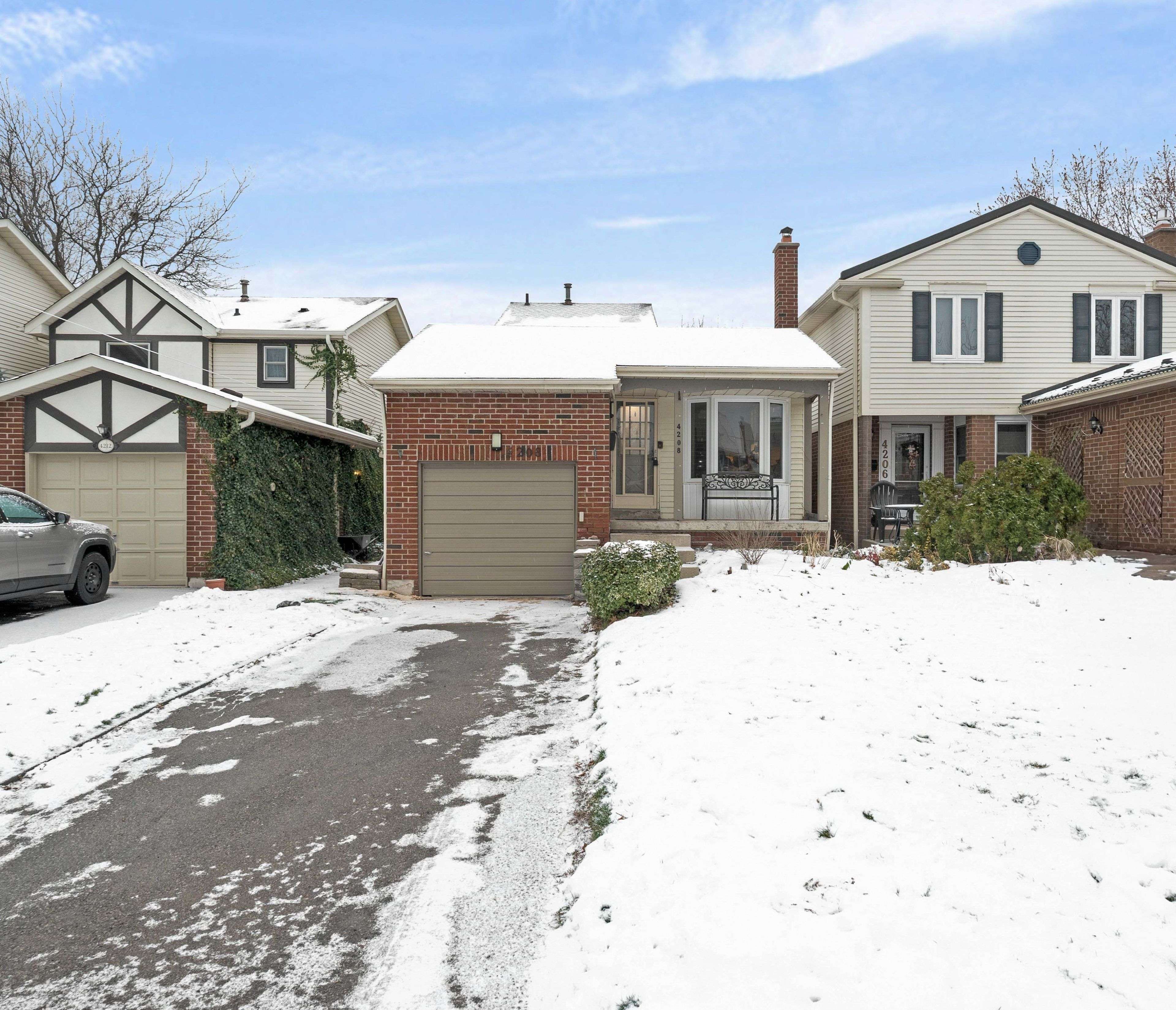 Mississauga, ON L5L 2Z7,4208 Stonemason CRES