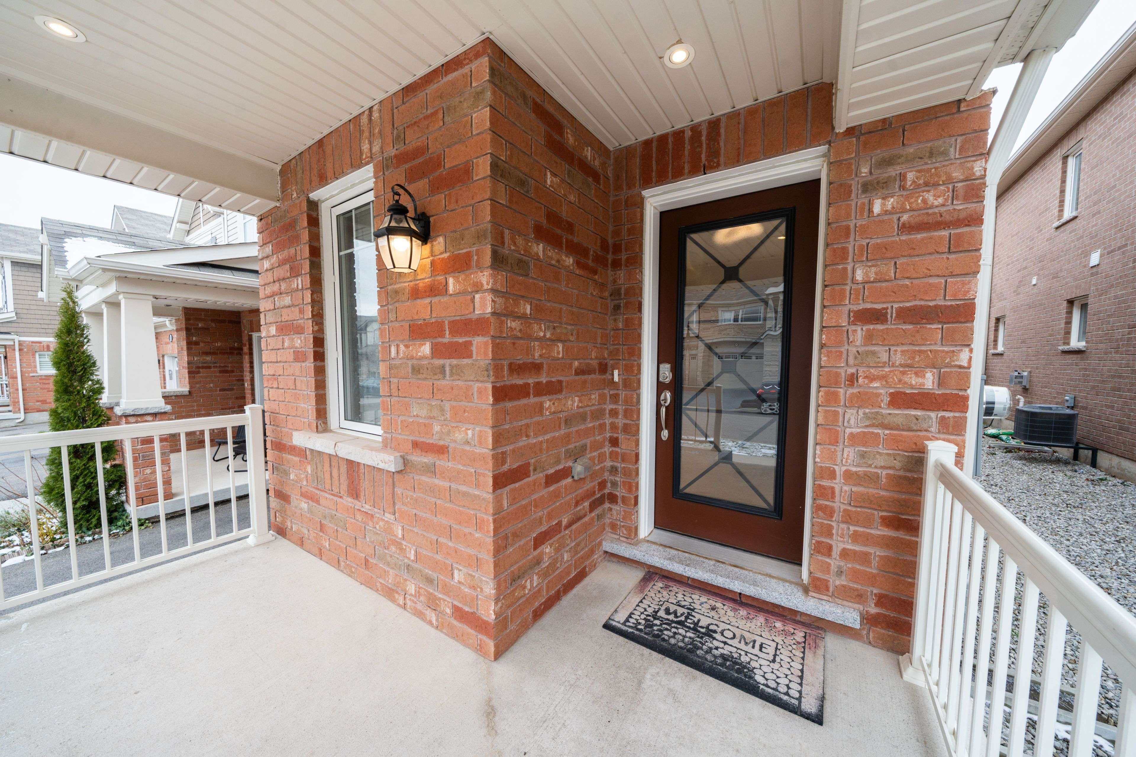 Milton, ON L9E 1C6,296 Jean LNDG