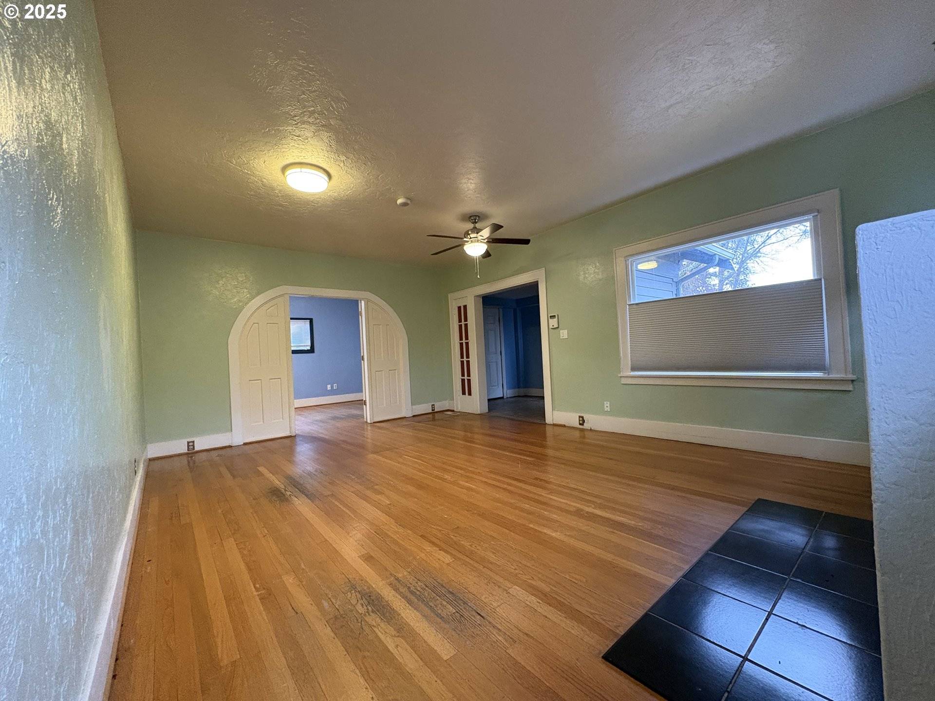 960/970 W 7TH AVE, Eugene, OR 97402