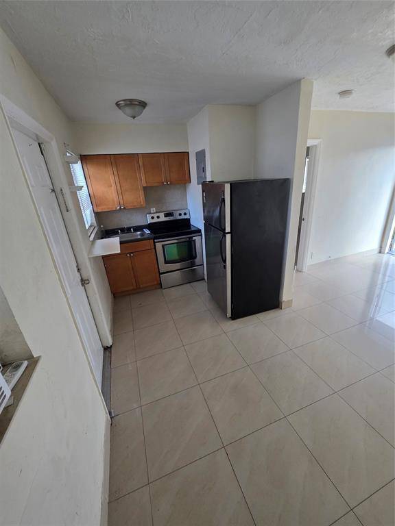Dania Beach, FL 33004,133 SW 5th Ct