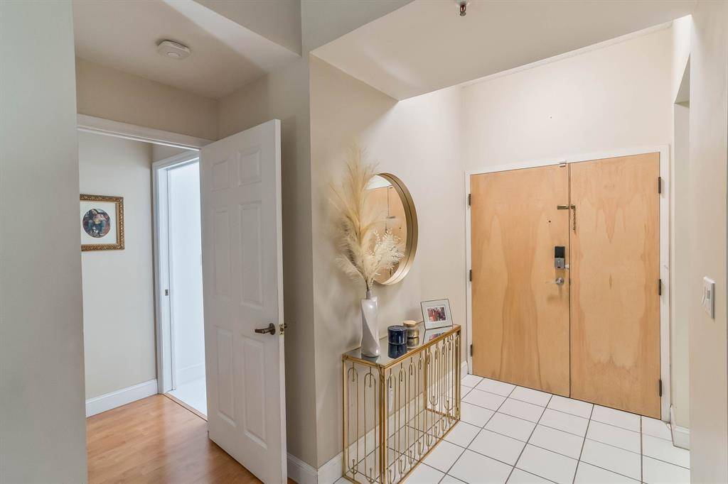 Doral, FL 33178,9755 NW 52nd St #112