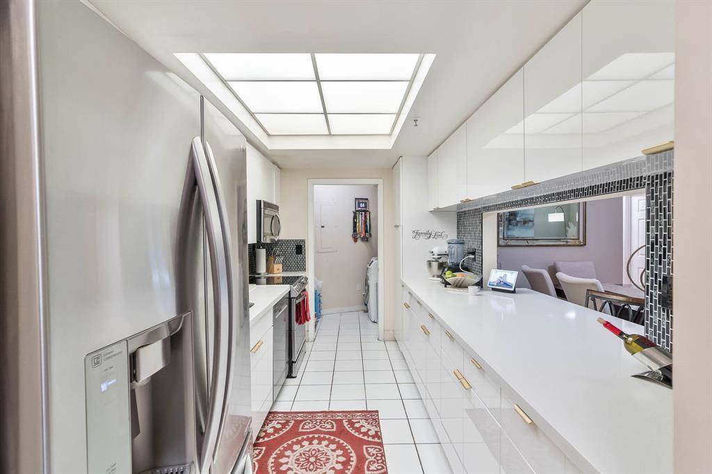 Doral, FL 33178,9755 NW 52nd St #112