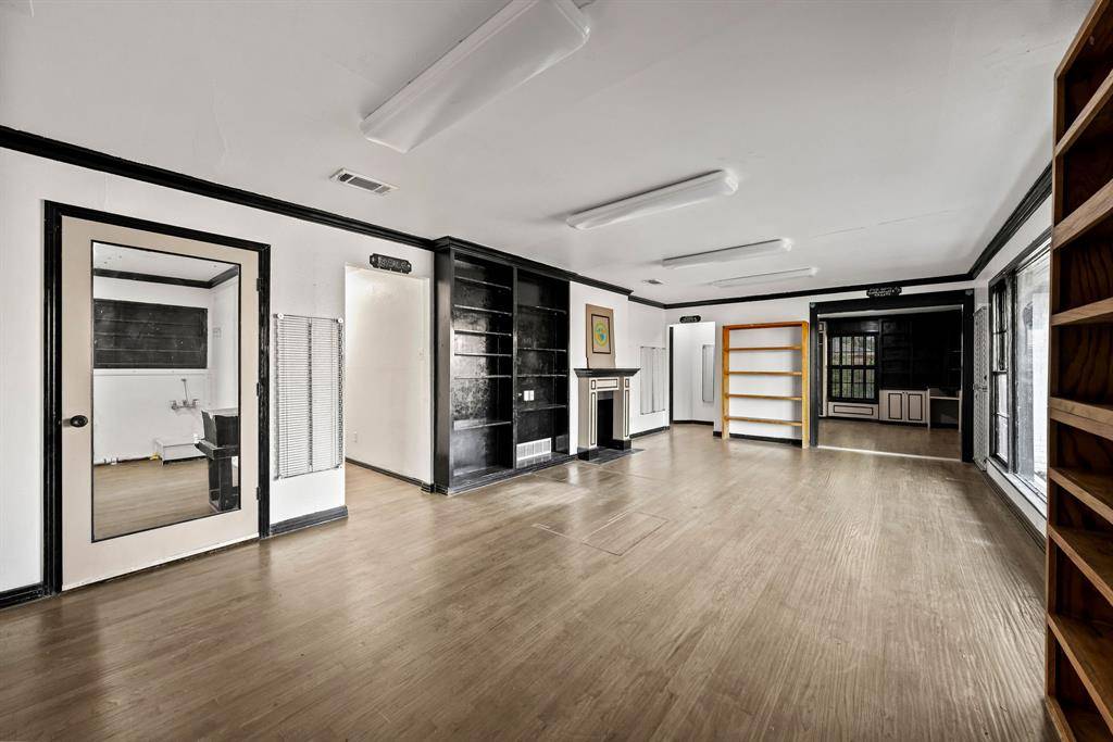 Richland Hills, TX 76180,7240 Glenview Drive