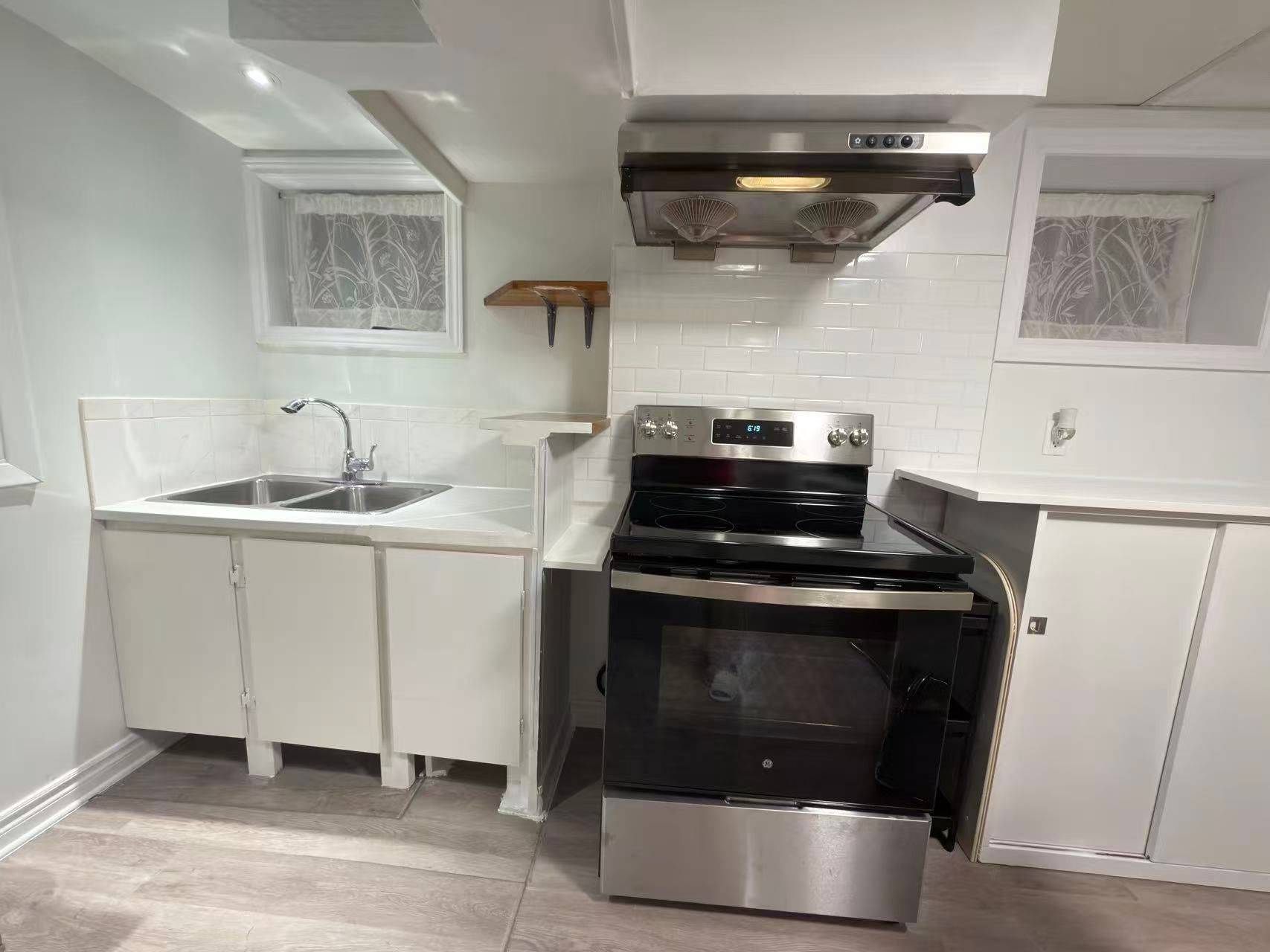 Toronto C15, ON M2H 2M9,49 Mentor BLVD #basement