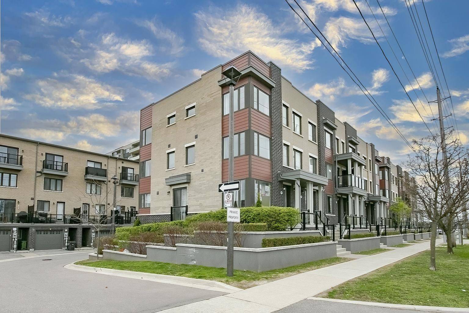 Toronto W09, ON M9R 1H3,391 The Westway RD