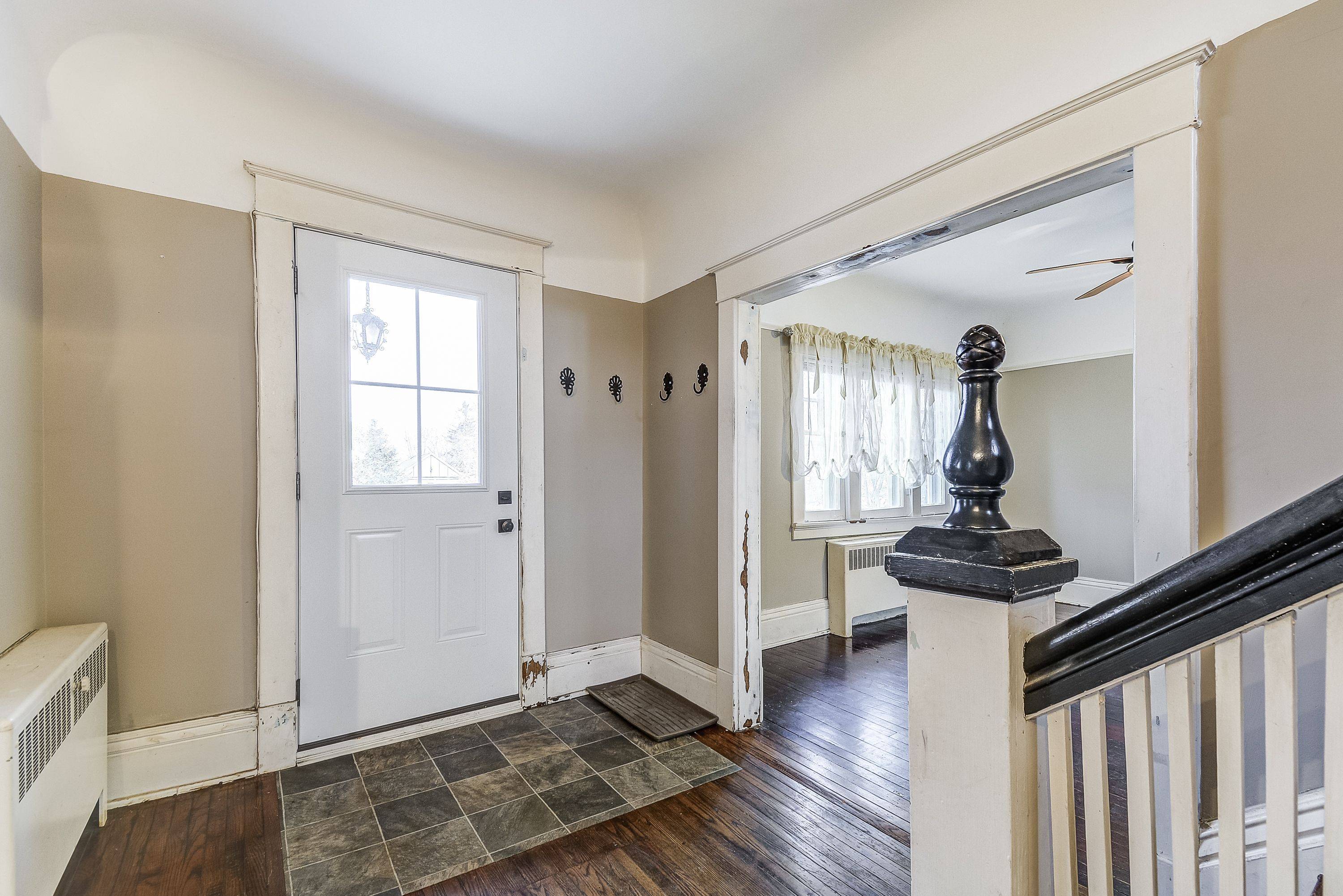 Haldimand, ON N1A 1S8,203 Broad ST W