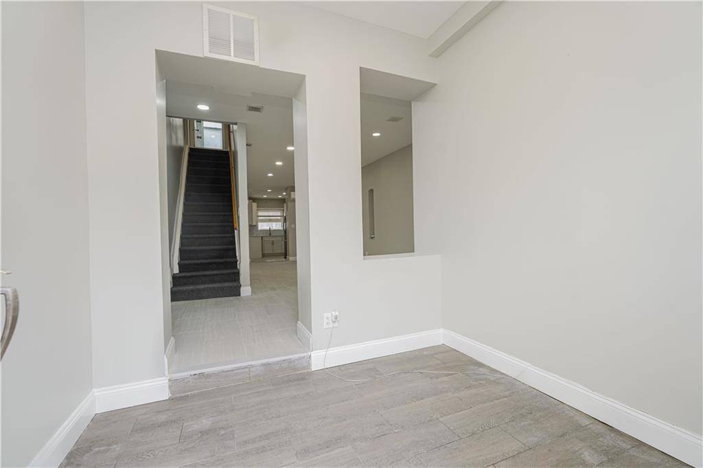 Brooklyn, NY 11209,44 72nd ST