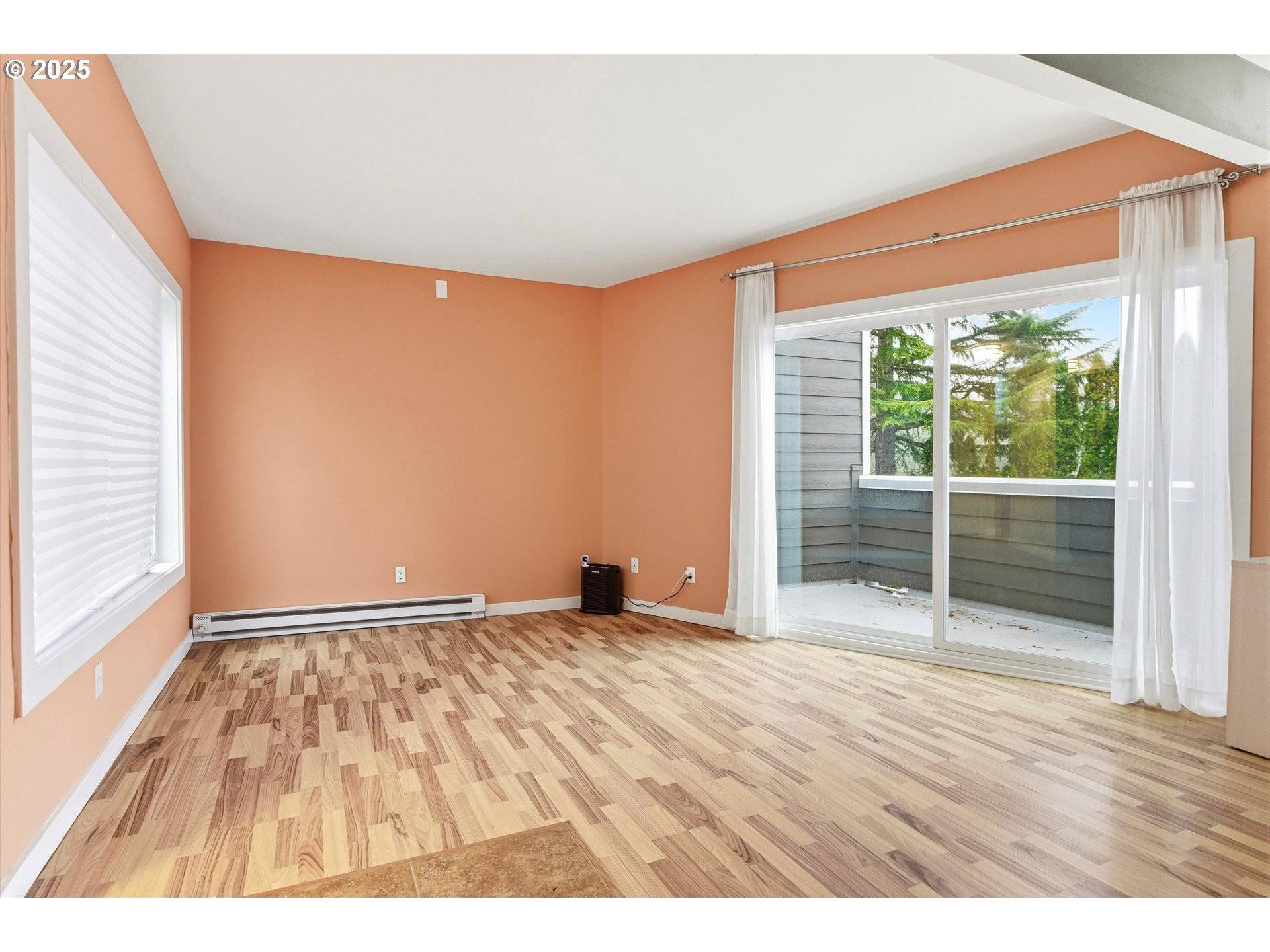 Portland, OR 97239,6220 SW CAPITOL HWY #8