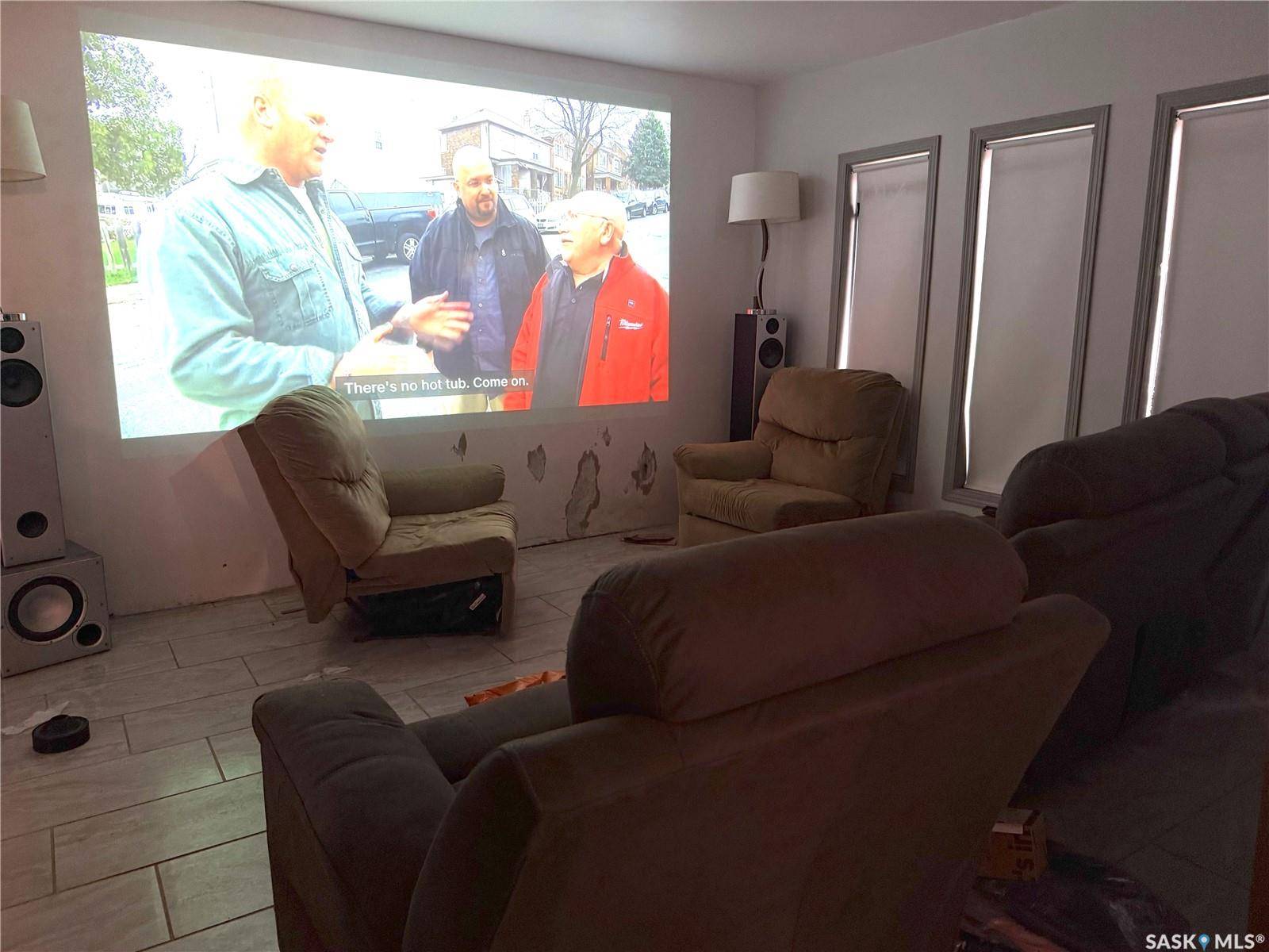 Saskatoon, SK S7K 1Z8,1826 1st AVENUE N