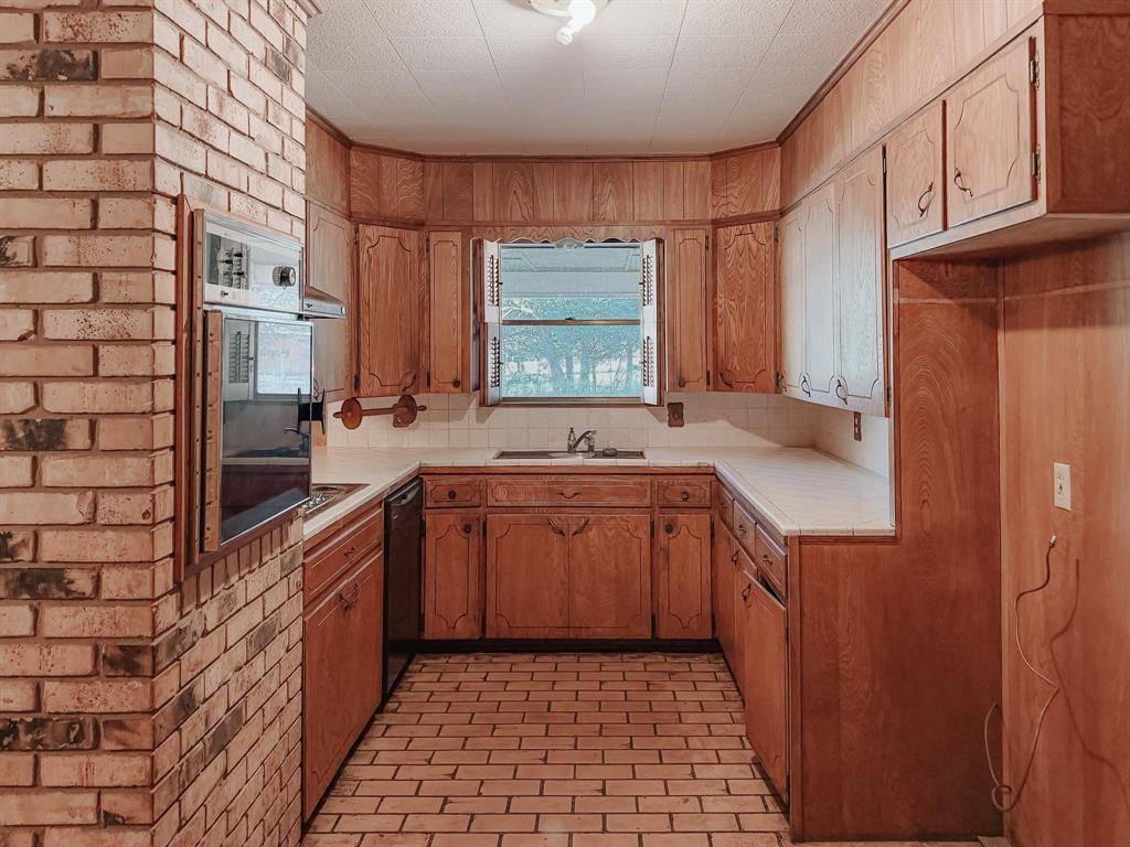 Kerens, TX 75144,15410 E State Highway 31