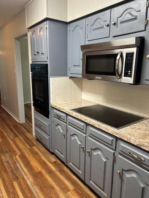 Mineola, TX 75773,605 N Line