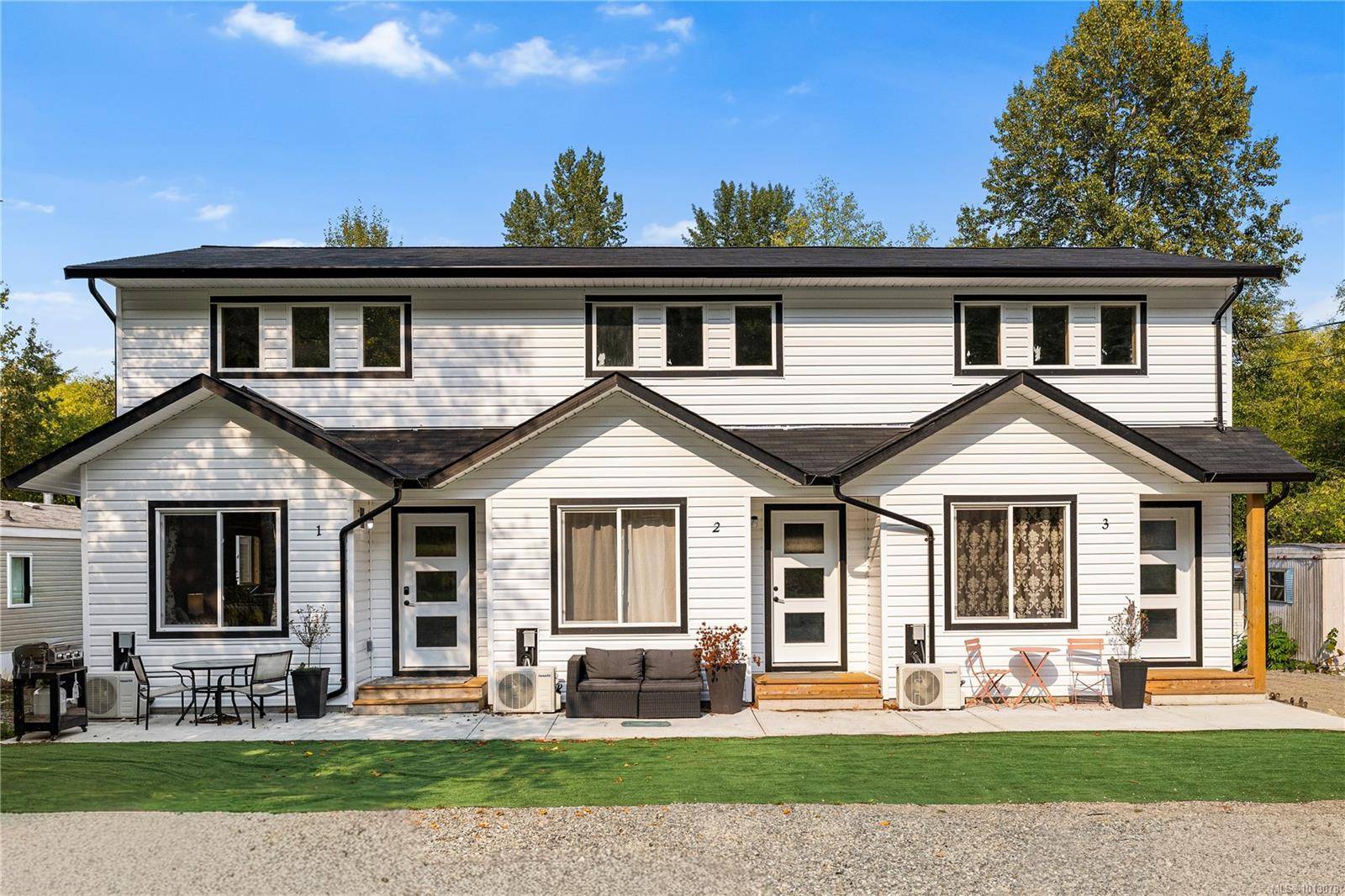 Sayward, BC V0N 1A0,707 Kelsey Way