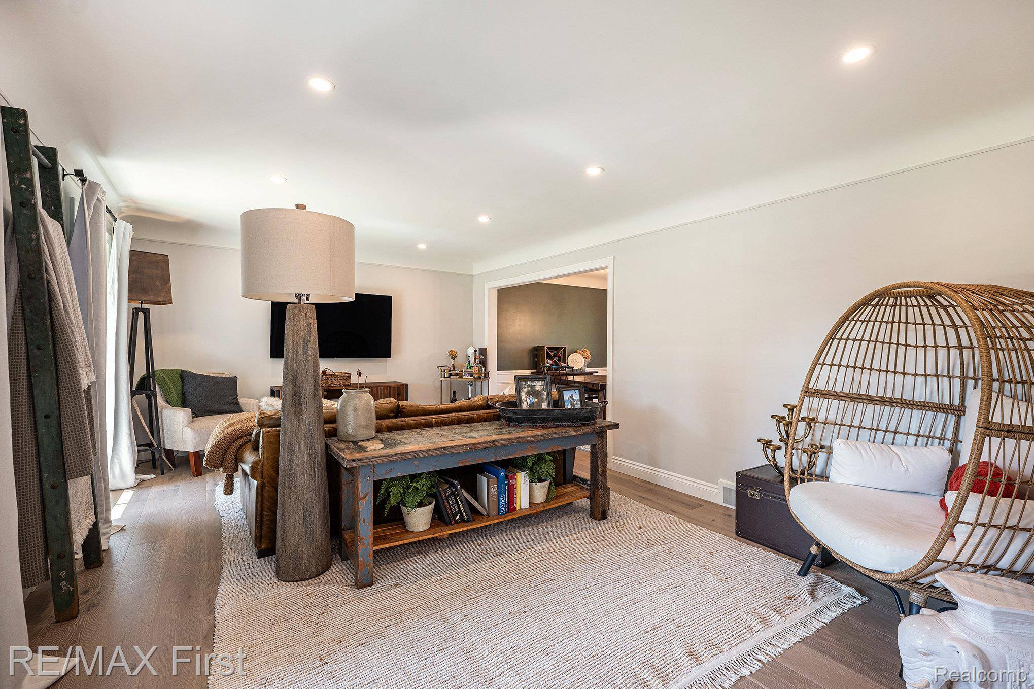 Grosse Pointe Shores, MI 48236,34 Putnam PL