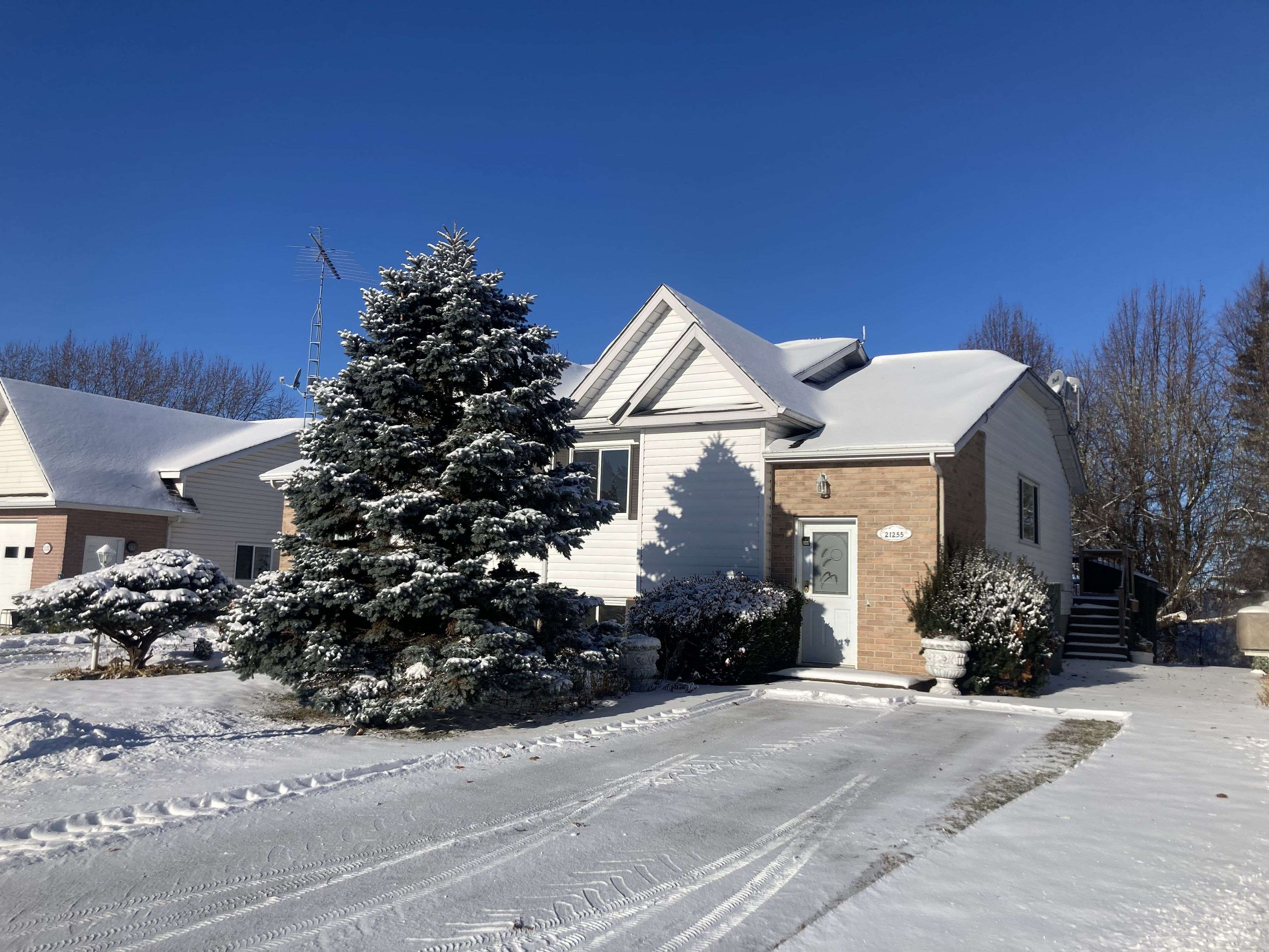 South Glengarry, ON K0C 1E0,21255 McNaughton CT E