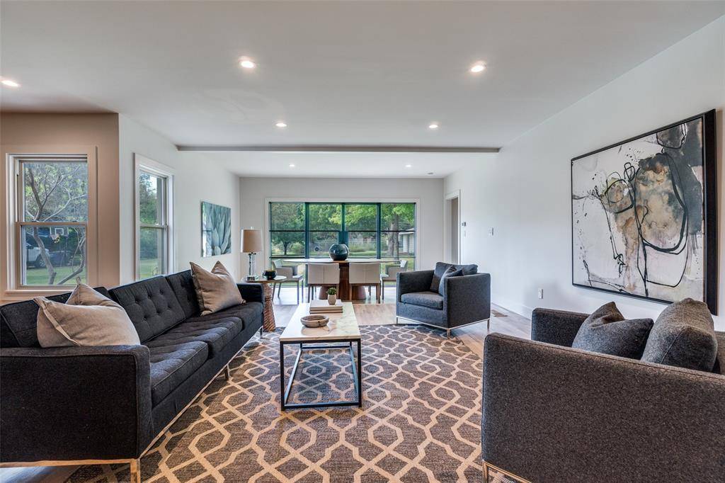 Dallas, TX 75218,1441 Bella Vista Drive