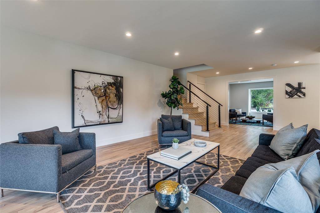 Dallas, TX 75218,1441 Bella Vista Drive