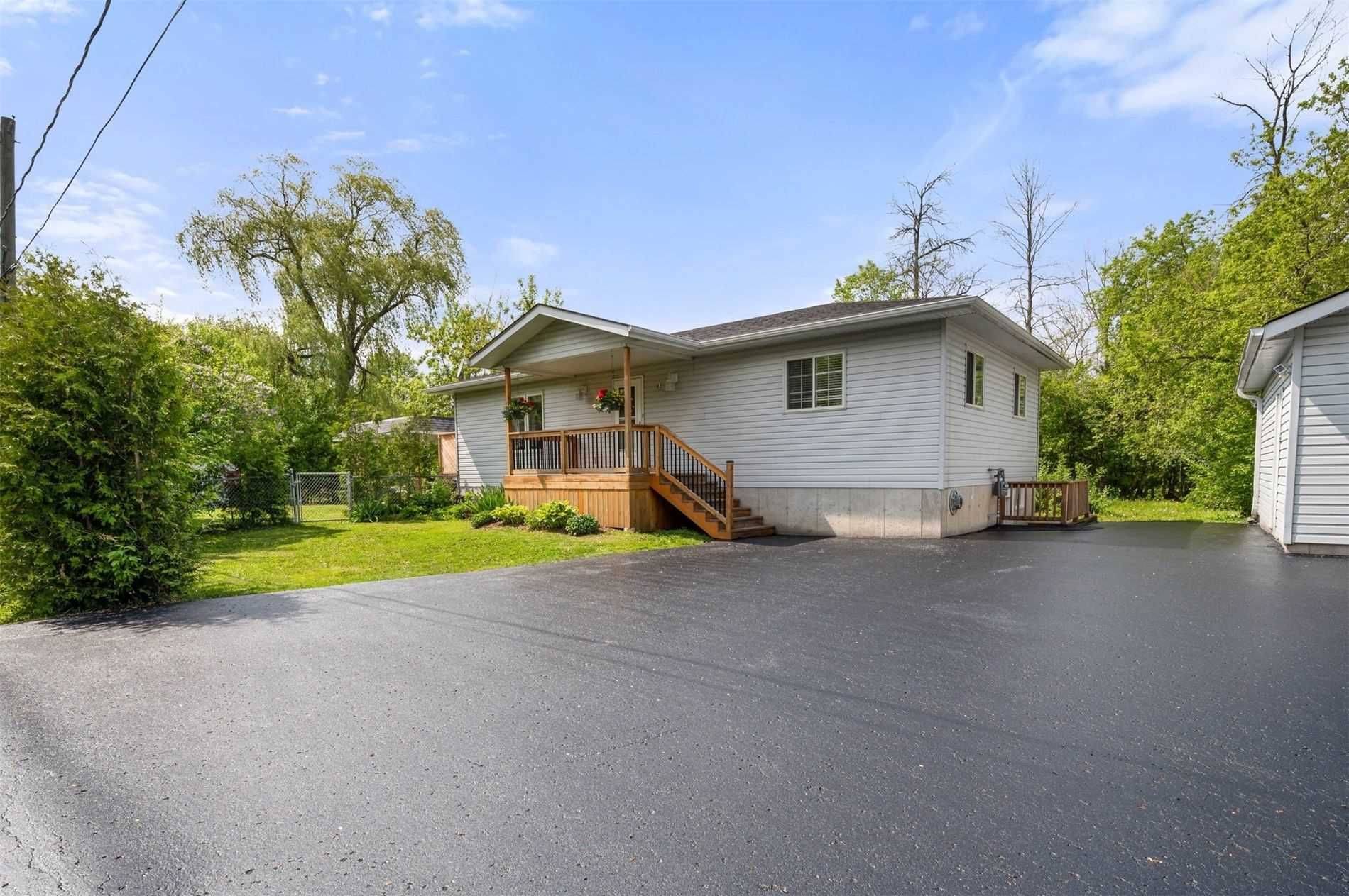 Georgina, ON L4P 2N8,4 ALICE AVE #Bsmt