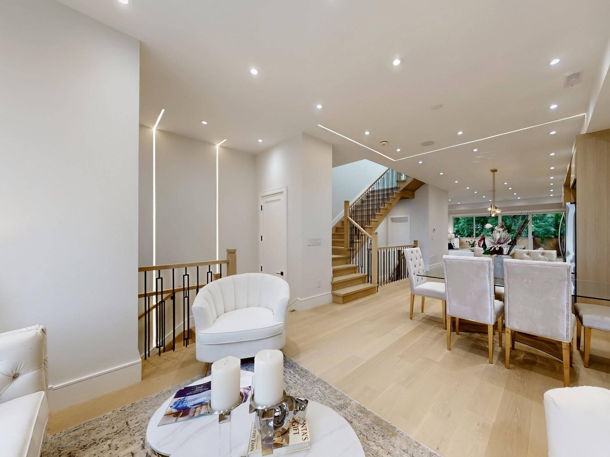 Toronto W06, ON M8Z 1C8,112 Newcastle ST