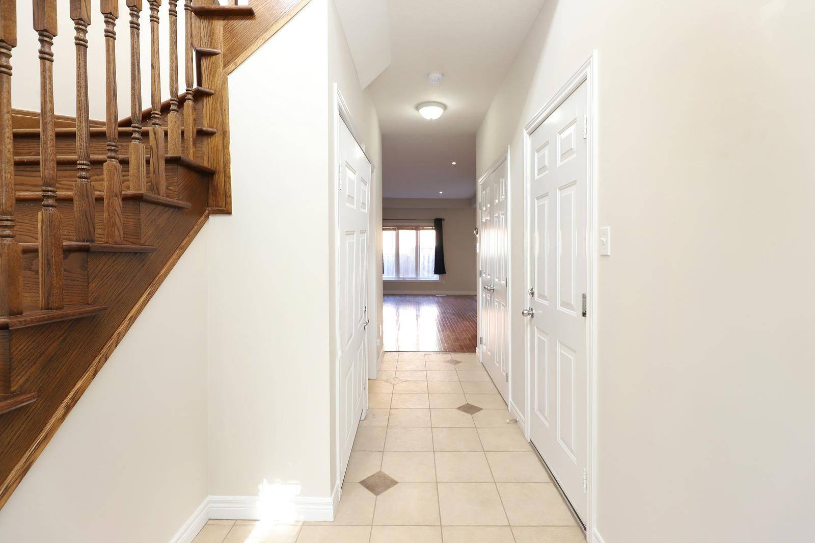 Burlington, ON L7L 7J5,5229 Autumn Harvest WAY