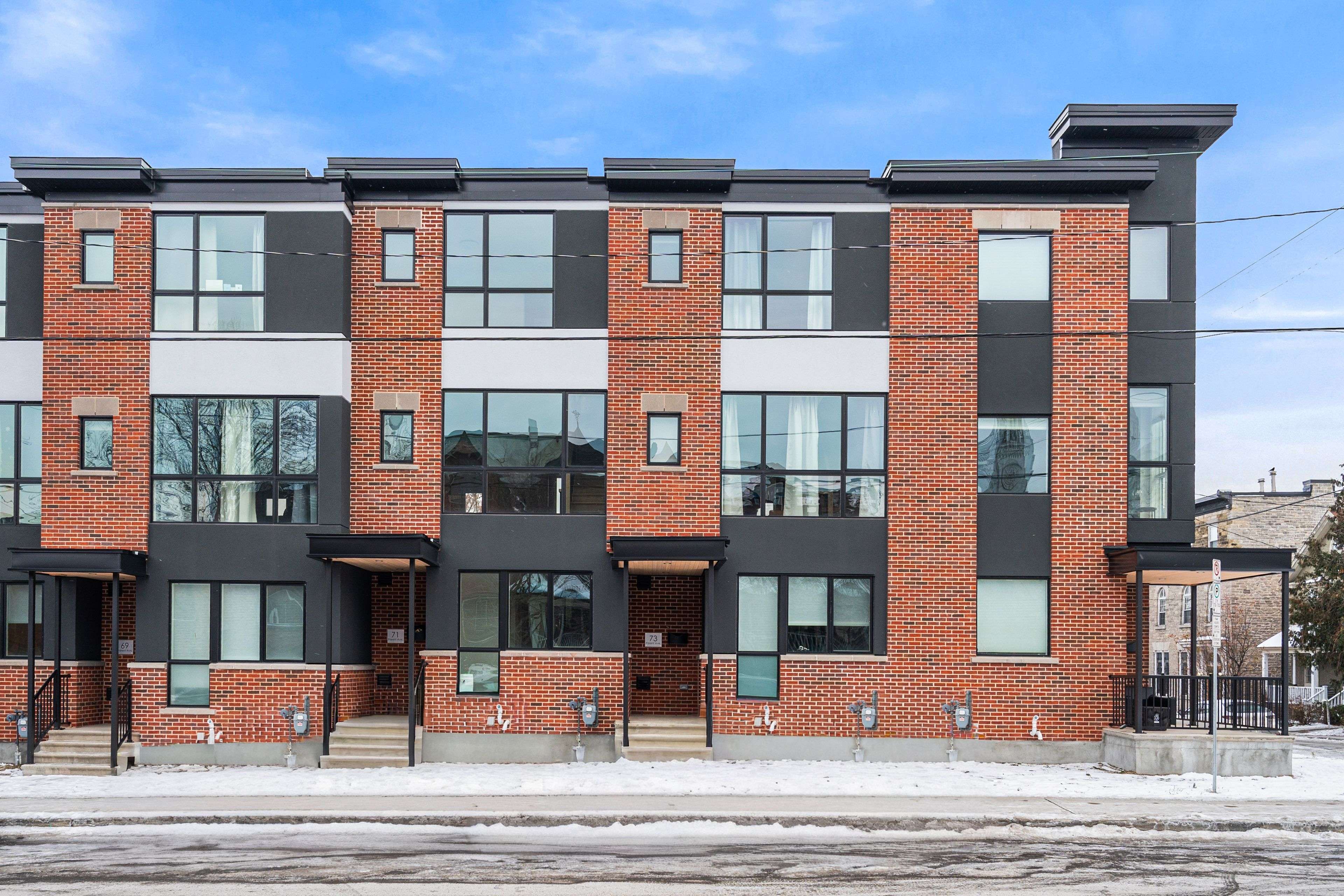 Lower Town - Sandy Hill, ON K1N 0E6,73 Parent AVE