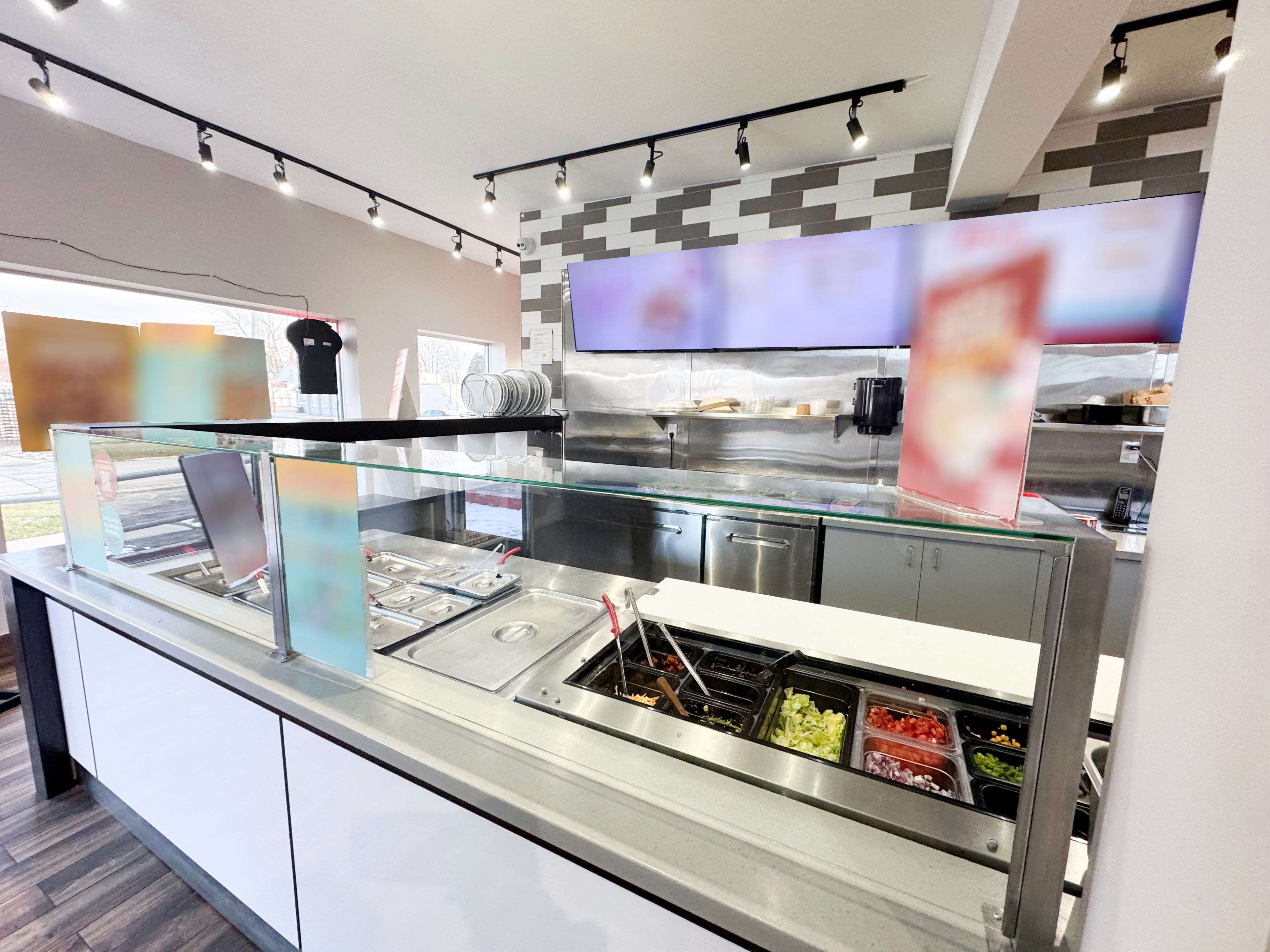 Chatham-kent, ON N8A 2W5,1314 Dufferin AVE