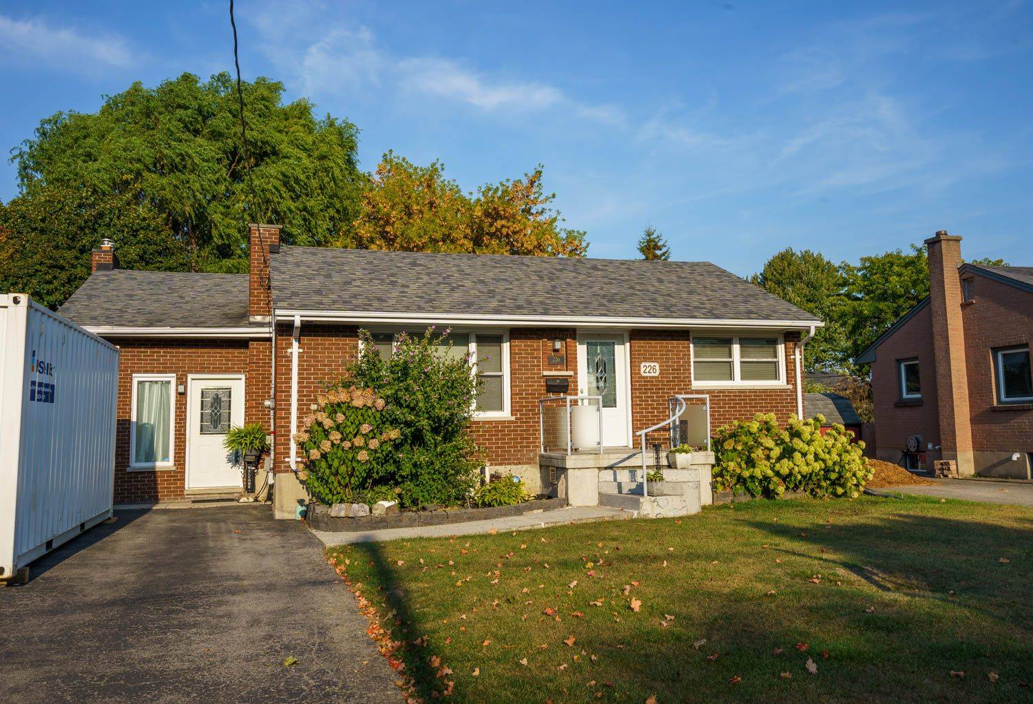 London East, ON N5W 4W1,226 Rainbow AVE