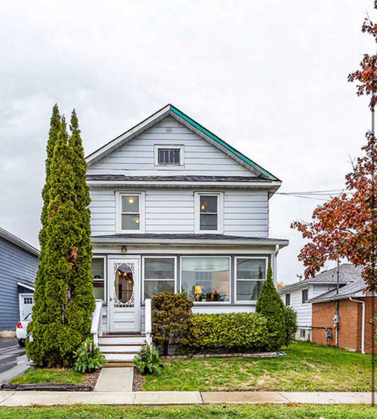 Quinte West, ON K8V 2R8,9 South Charles ST