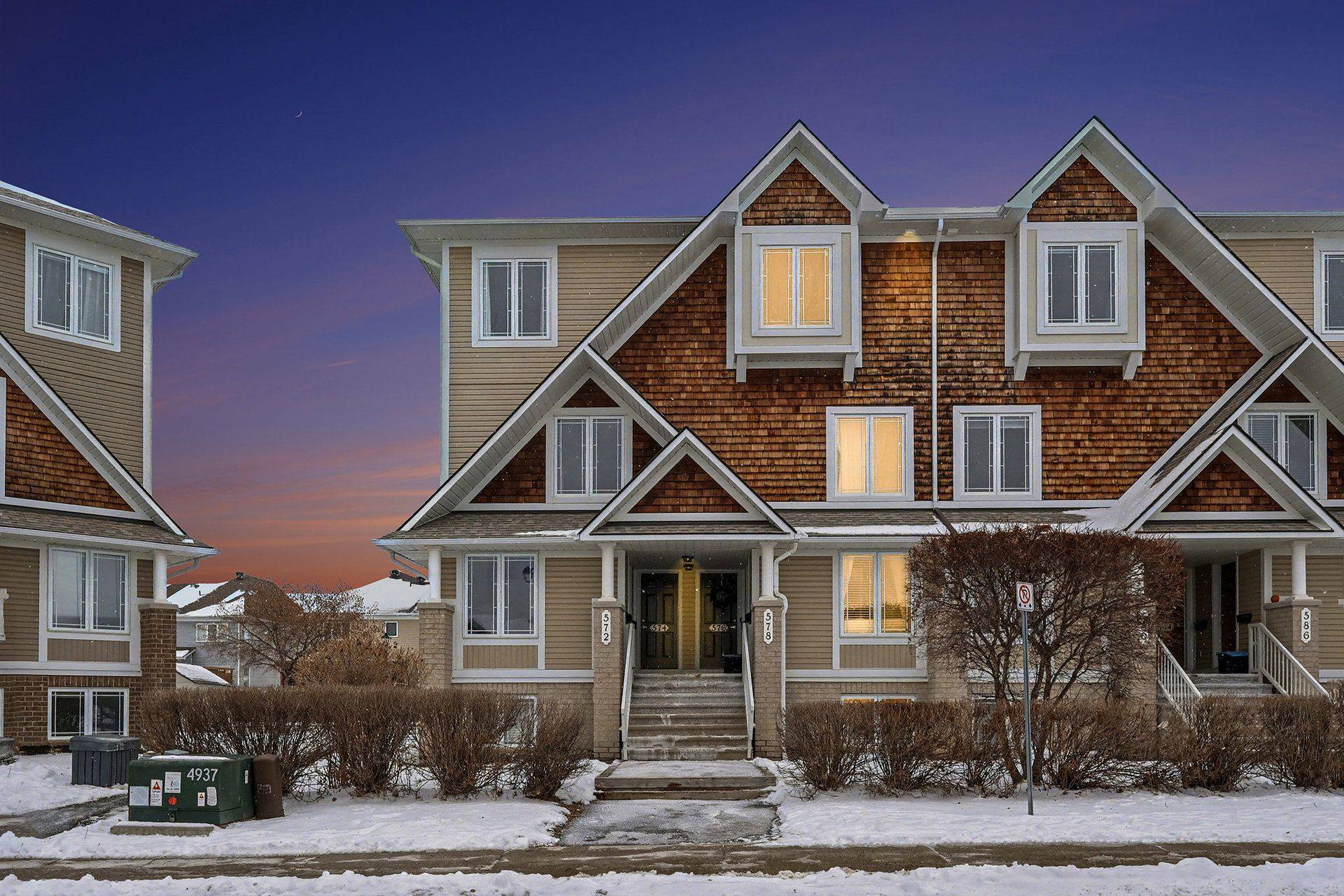 Orleans - Cumberland And Area, ON K4A 0H4,576 Lakeridge DR