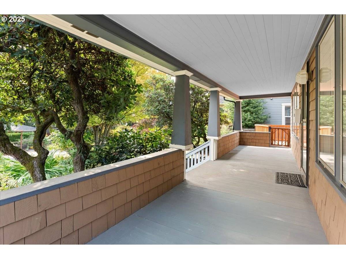 Portland, OR 97219,8005 SW 46TH AVE