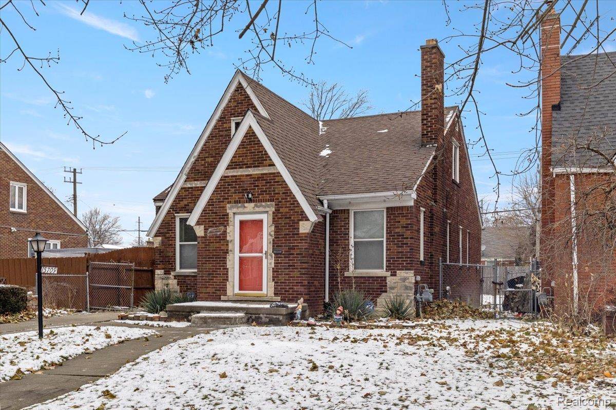 Detroit, MI 48205,15709 Collingham DR