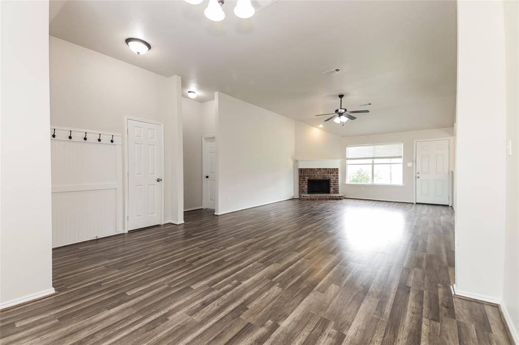 Royse City, TX 75189,824 Matthew Lane