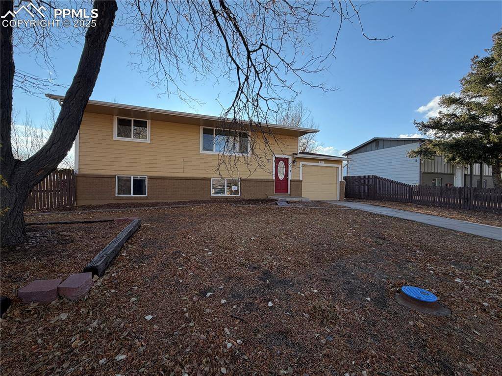 Colorado Springs, CO 80906,637 Catalina DR