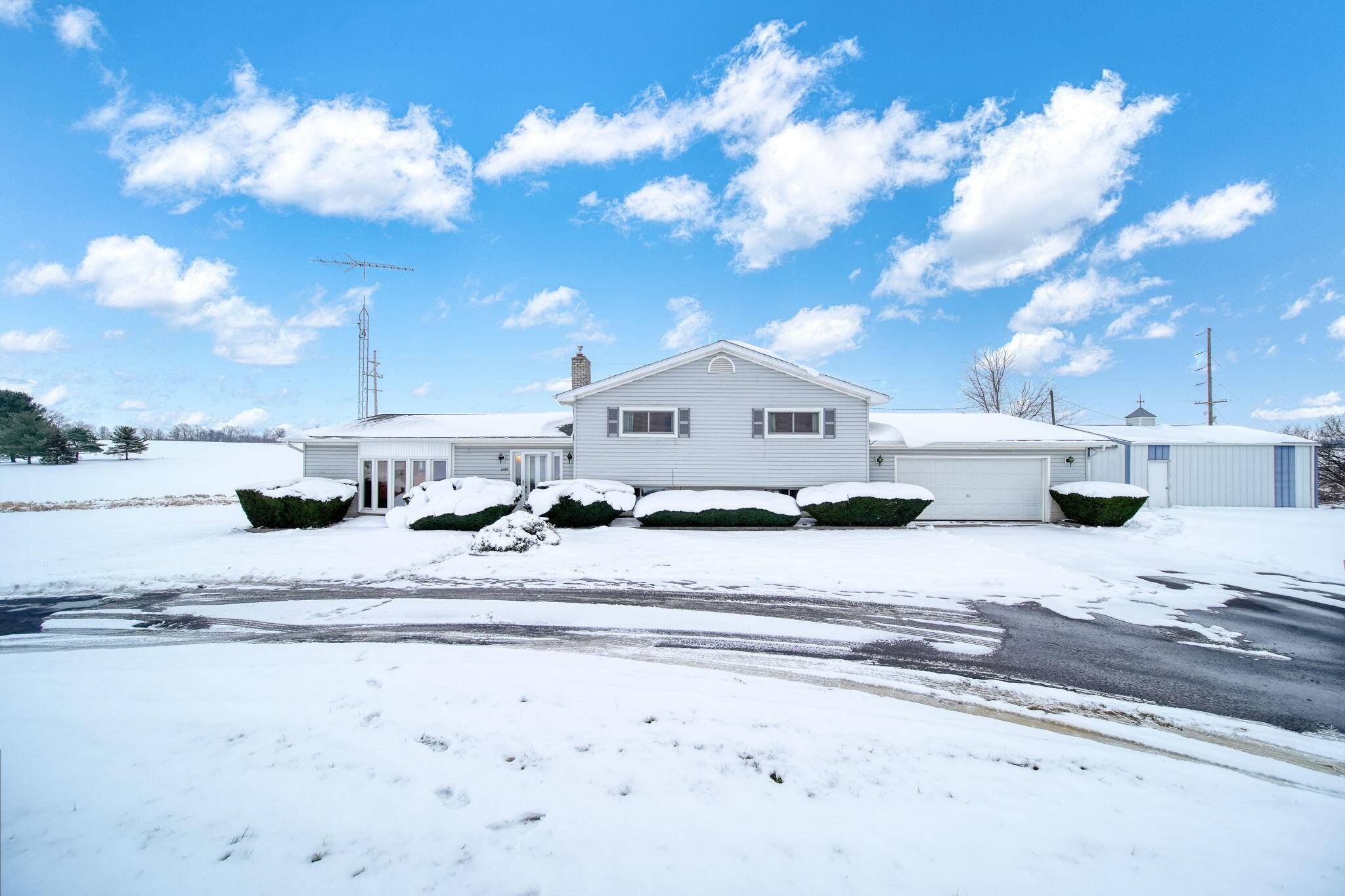 Clayton, MI 49235,11495 W Carleton RD