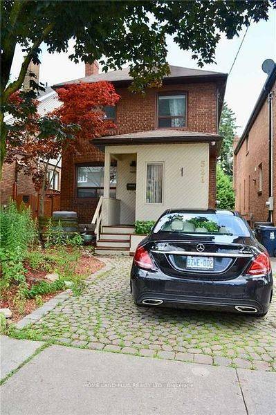 Toronto C10, ON M4S 1V1,521 Hillsdale AVE E