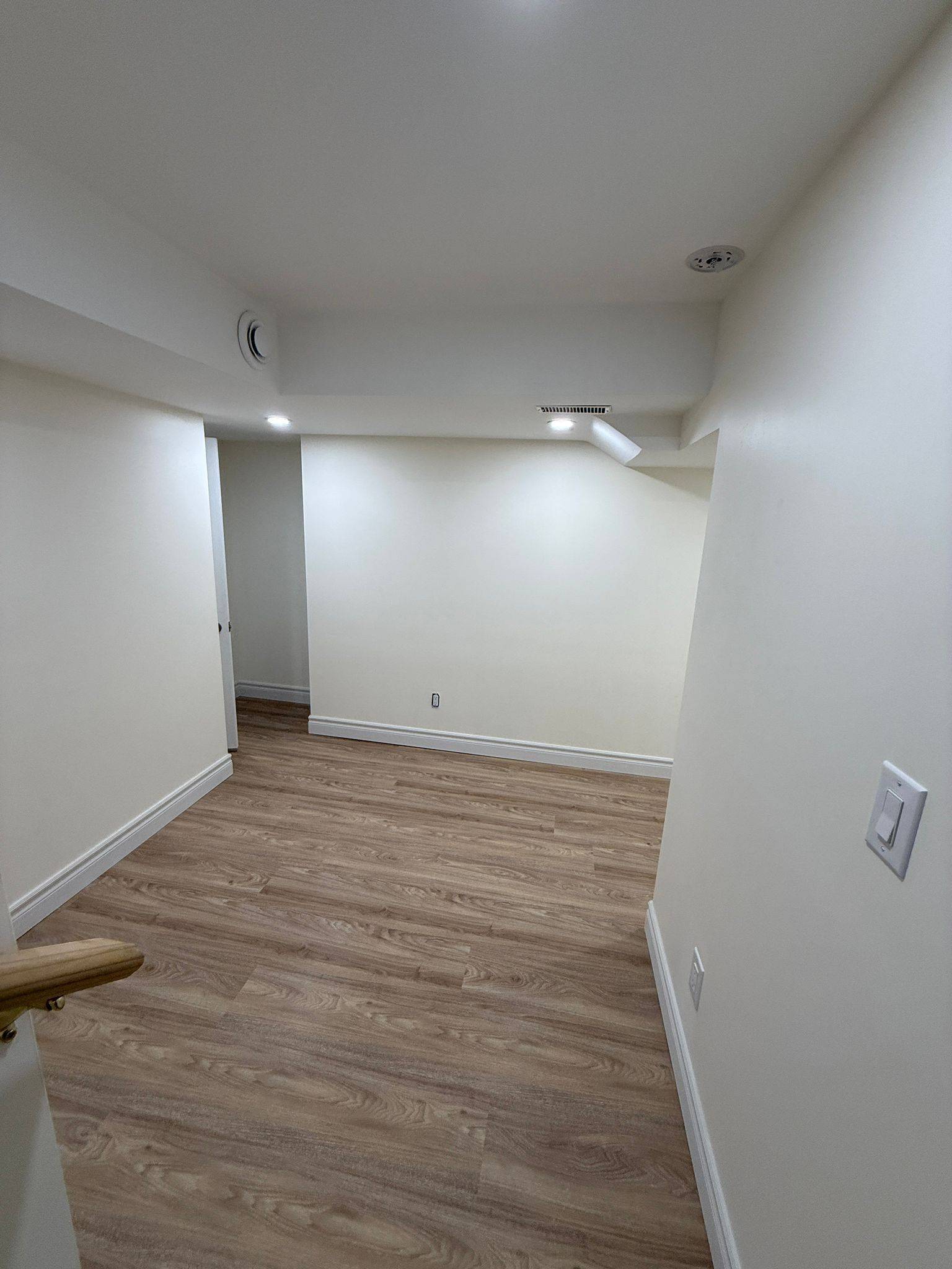 Ajax, ON L1S 0A7,1 Burnsborough ST